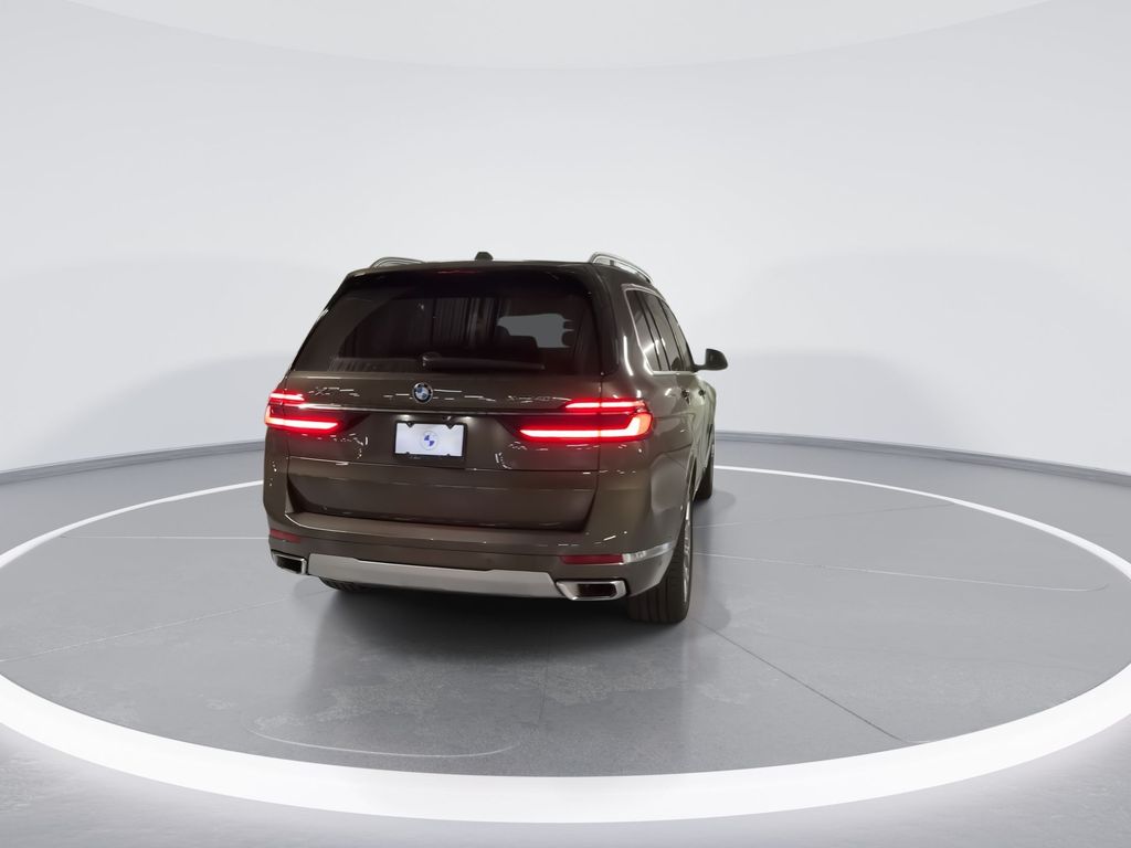 2025 BMW X7 xDrive40i 7