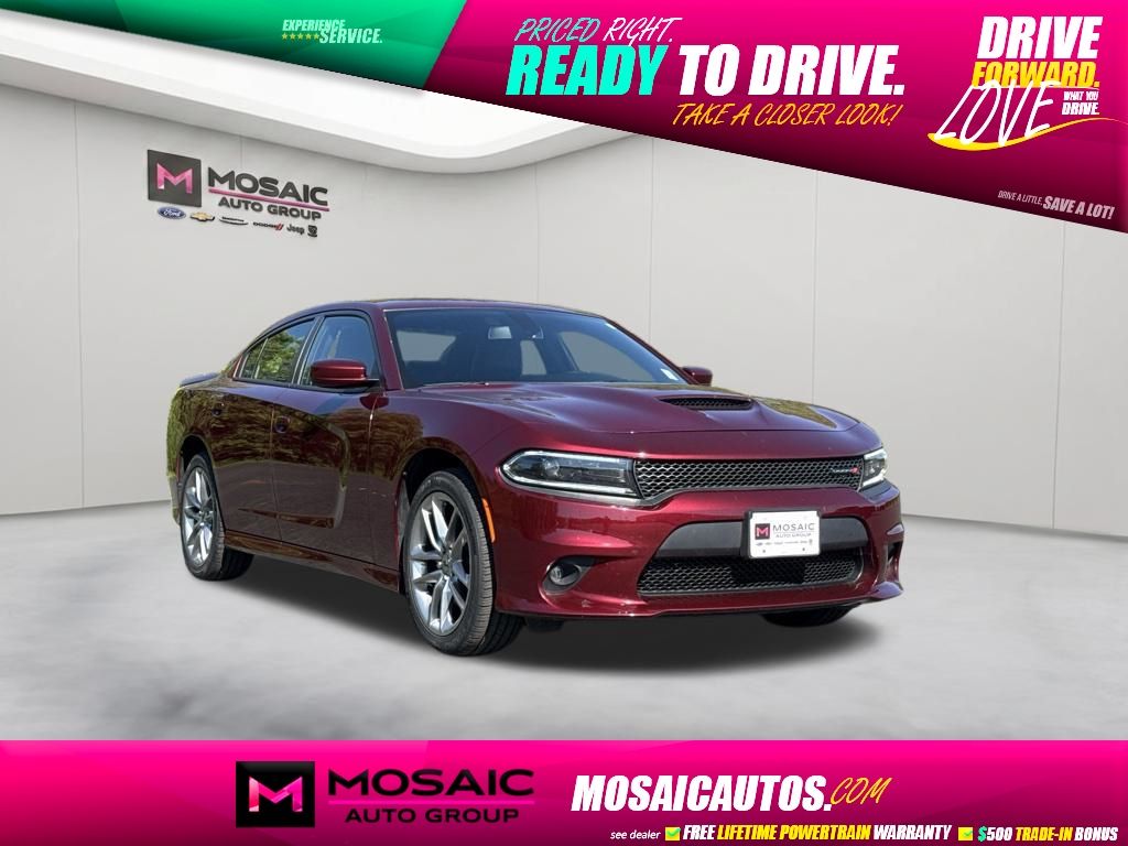 2022 Dodge Charger Rojo (Octane Red Pearlcoat) Sedán Tracción en las cuatro ruedas 8 velocidades Automática