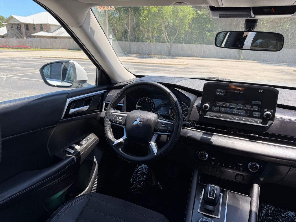 Used 2023 Mitsubishi Outlander SUV