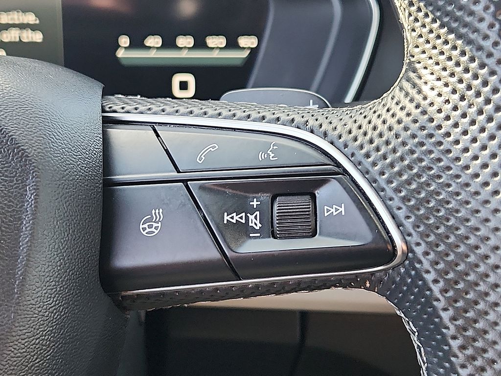 Thumbnail: 2021 Audi SQ5 - 22