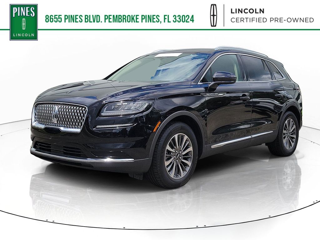 2023 Lincoln Nautilus Negro (Infinite Black Metallic Clearcoat) SUV/Crossover Tracción delantera 8 velocidades Automática