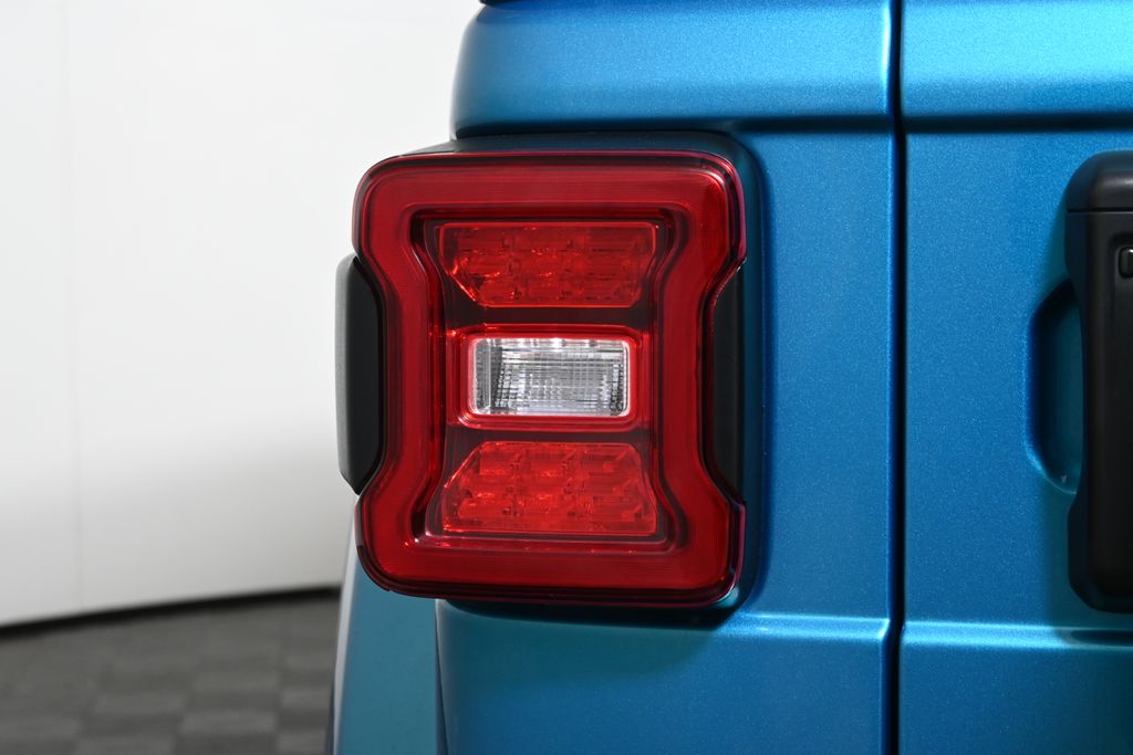 Thumbnail: 2024 Jeep Wrangler - 12