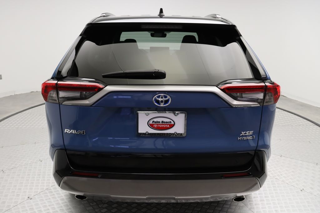 Thumbnail: 2023 Toyota RAV4 - 10