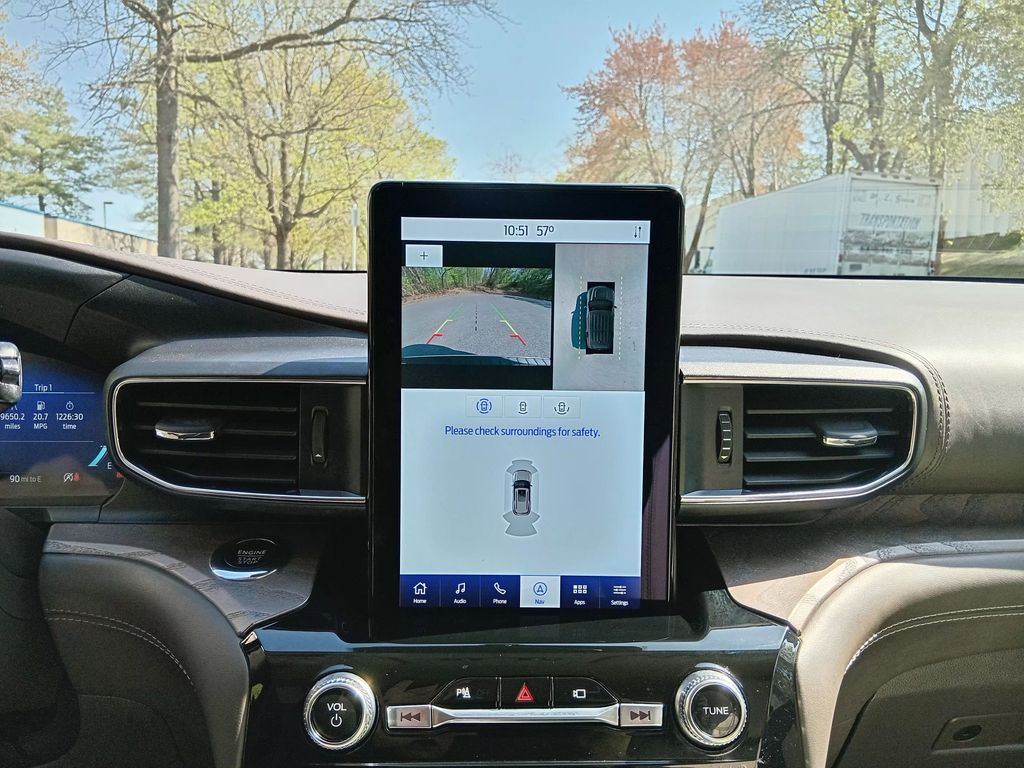 2022 Ford Explorer Platinum