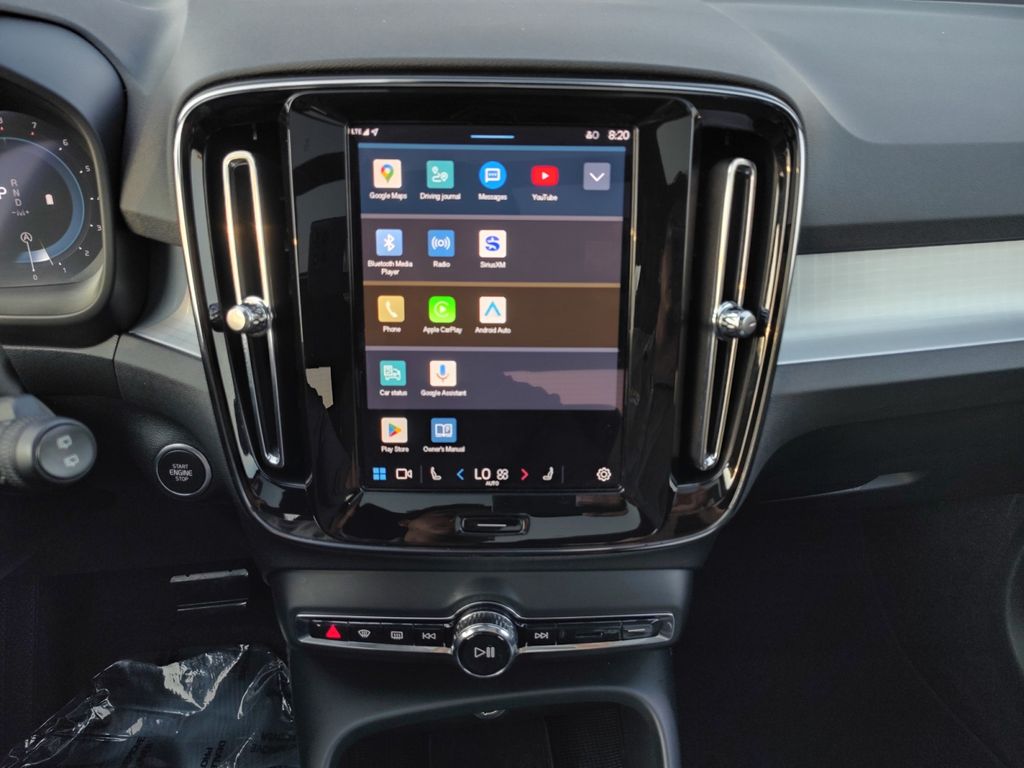 Used Car 2024 Volvo Xc40  B5 Core For Sale Under $30,000 In Austin, Texas