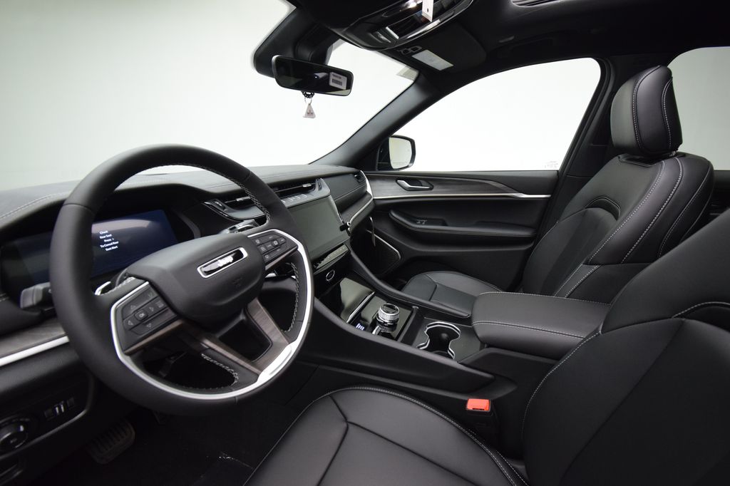 new 2026 Jeep Grand Cherokee L car, priced at $50,435
