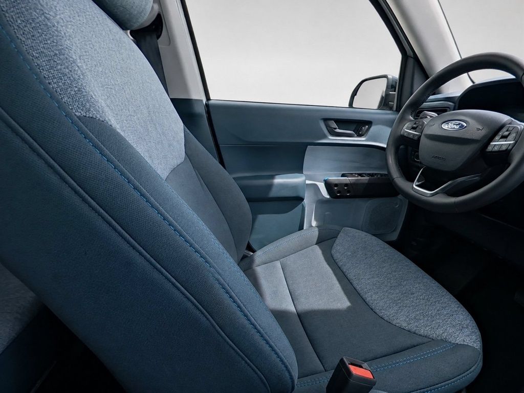 New 2026 Oxford White Ford XLT image 12