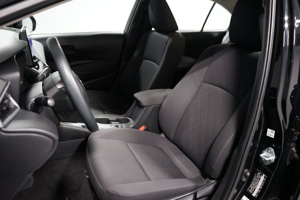 2023 Toyota Corolla LE 24