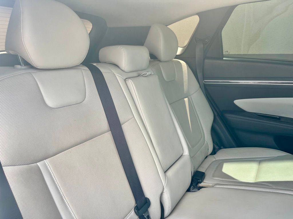 2022 Hyundai Tucson Limited 23