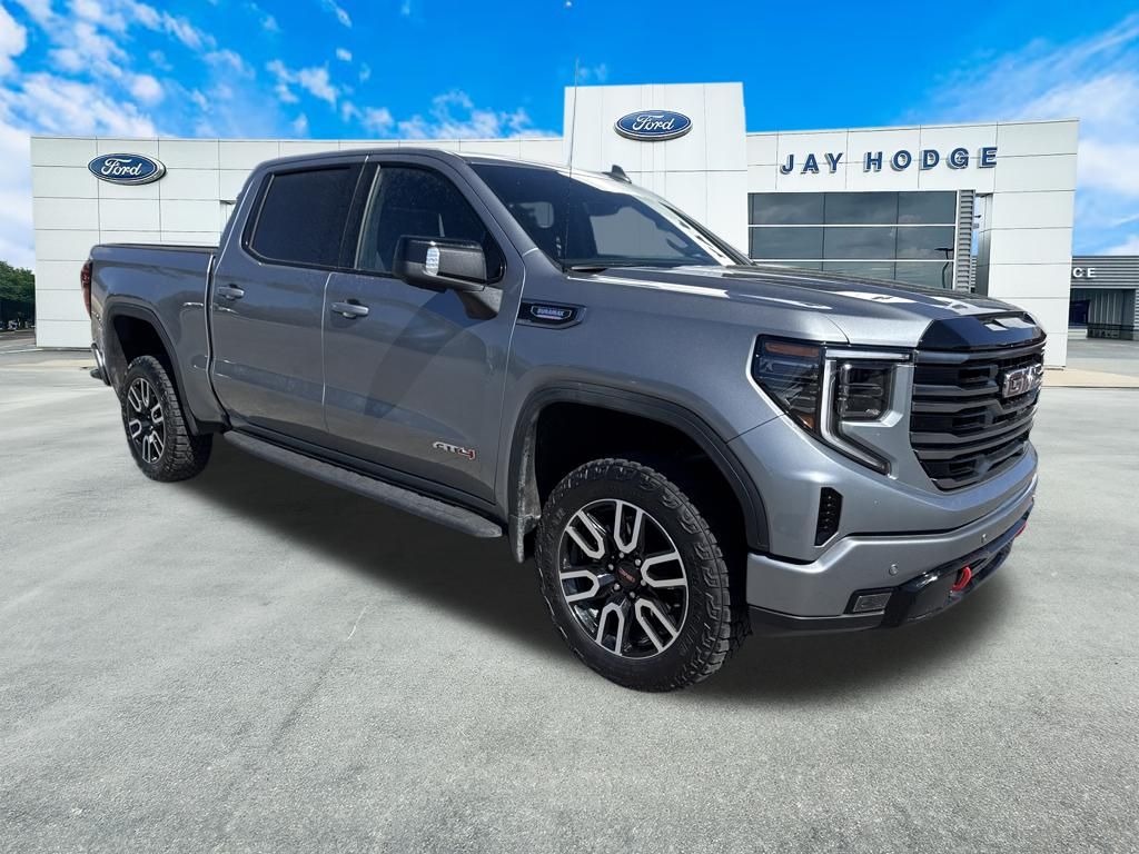 2025 GMC Sierra 1500 AT4 Crew Cab 4WD