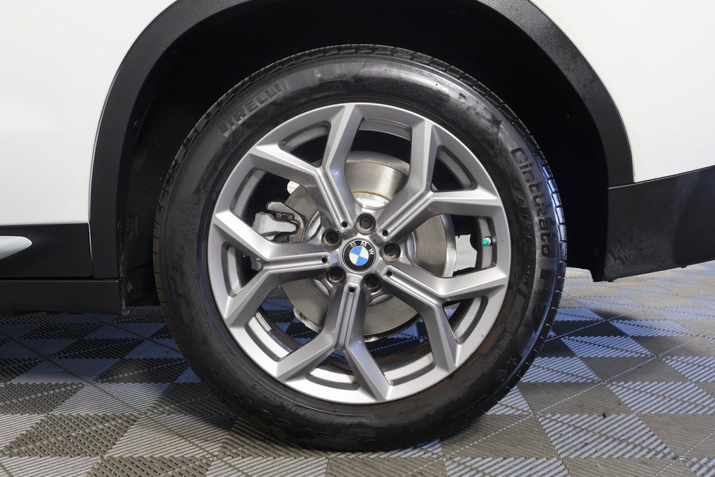 Thumbnail: 2023 BMW X3 - 16