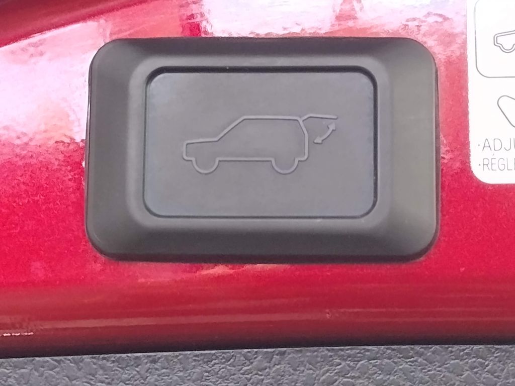 2018 Toyota RAV4 Hybrid XLE