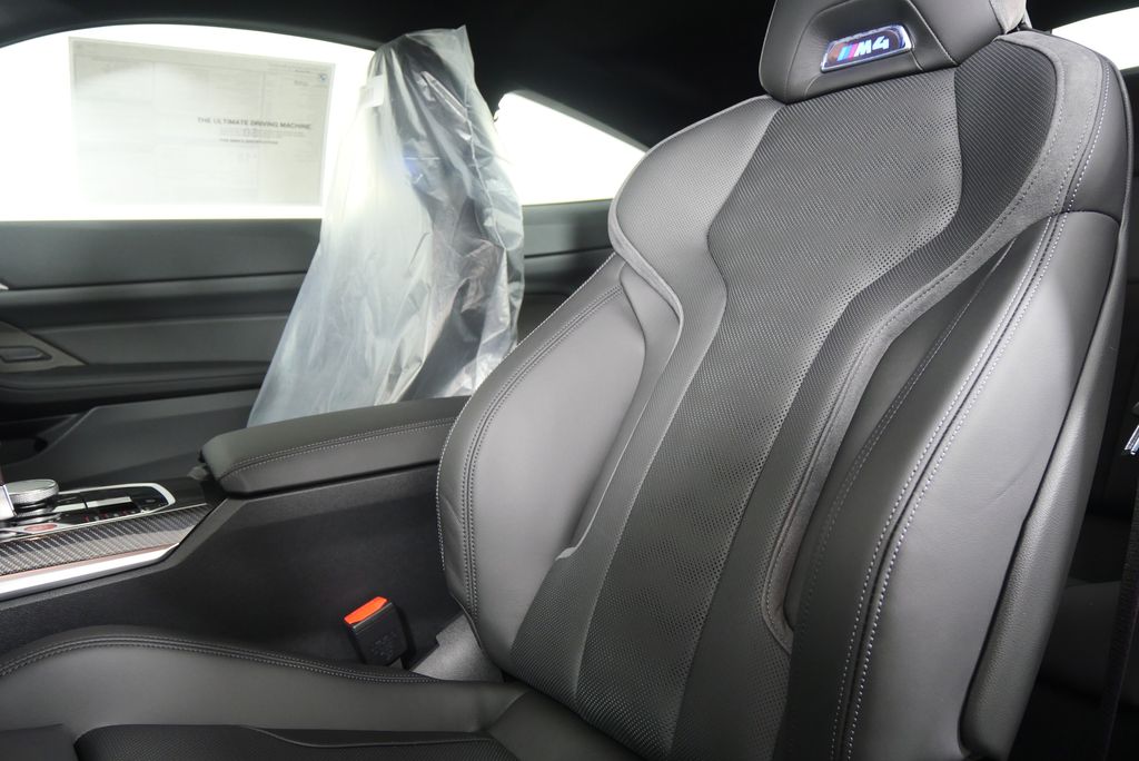 Thumbnail: 2026 BMW M4 - 13