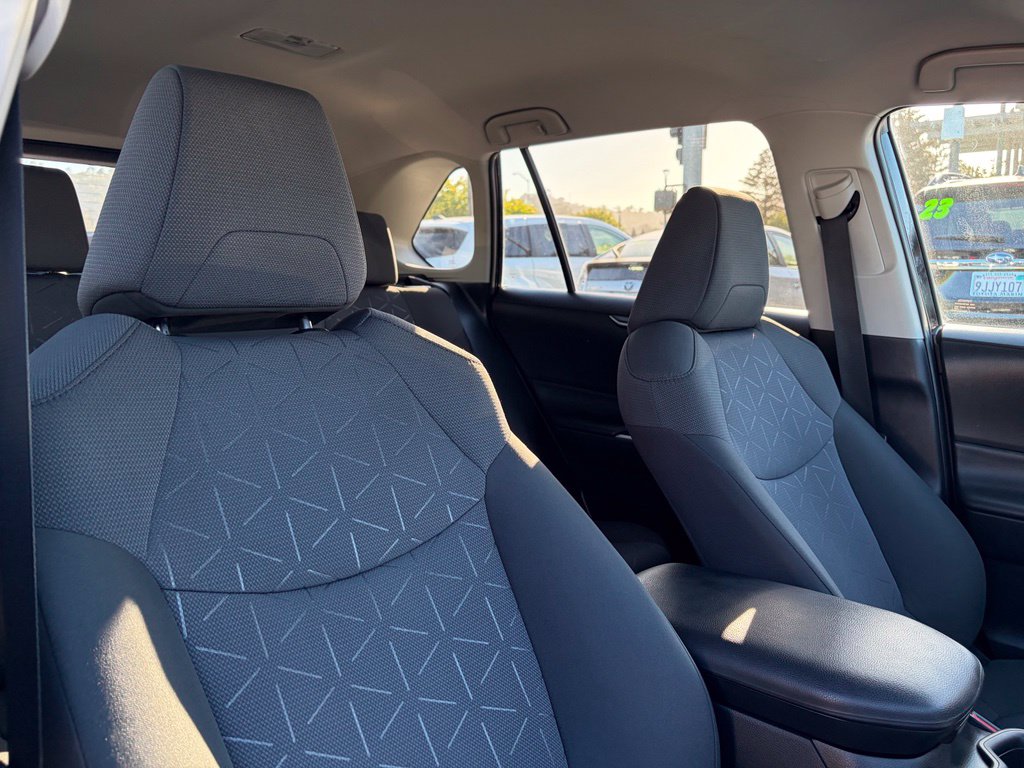 Used 2021 Toyota RAV4 SUV