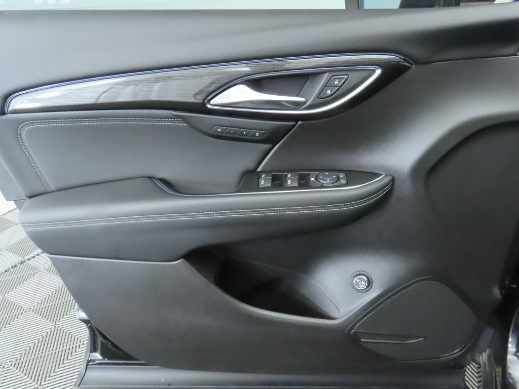 2023 Buick Envision Essence 24