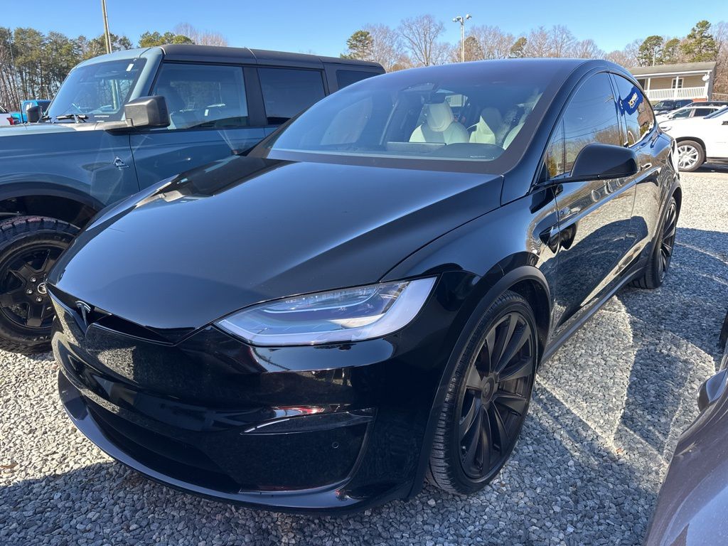2023 Tesla Model X Base's photo