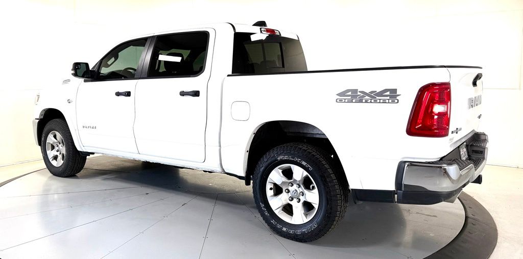 Used 2026 White Ram Big Horn/Lone Star image 6