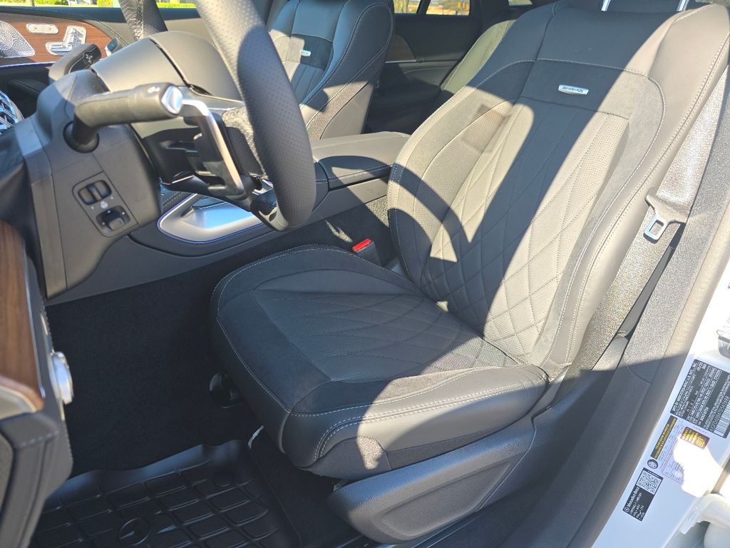 New 2026  Mercedes-Benz GLE 53 AMG® image 23
