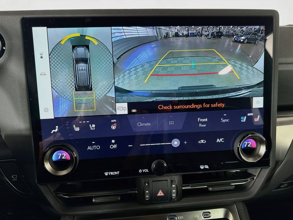 Thumbnail: 2024 Lexus GX - 14