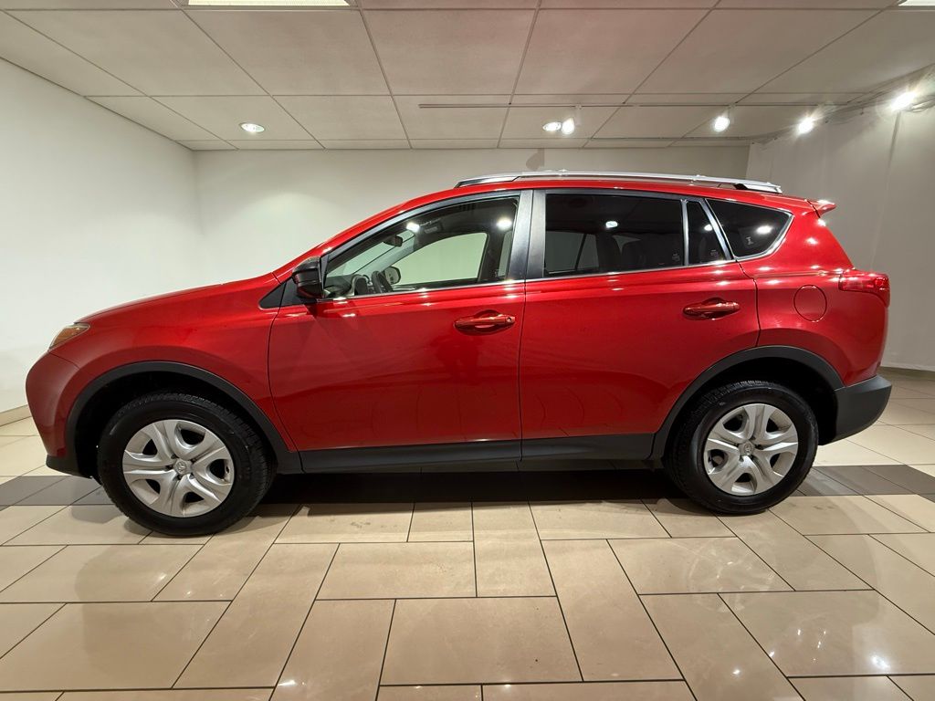 Thumbnail: 2015 Toyota RAV4 - 2