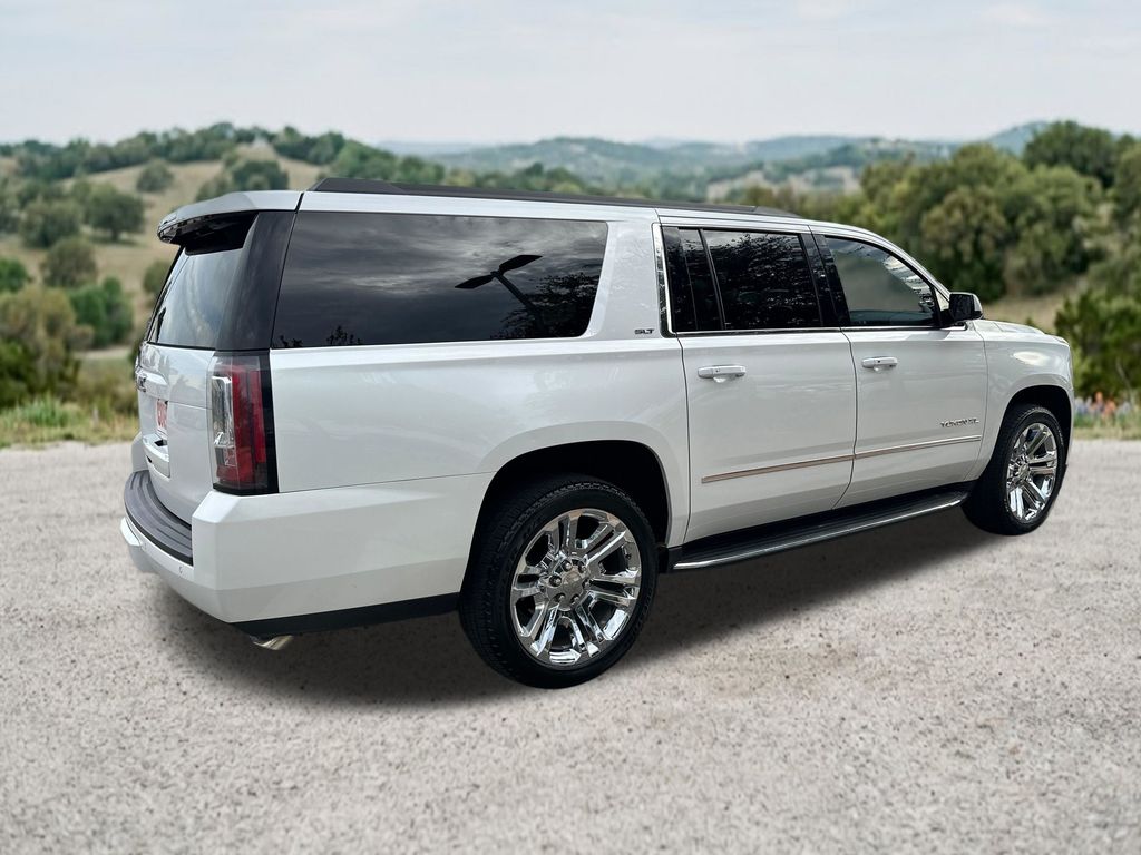 Used 2020 White GMC SLT image 9