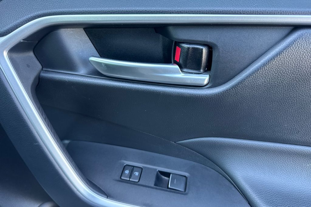Certified Used 2025 White Toyota XLE image 22