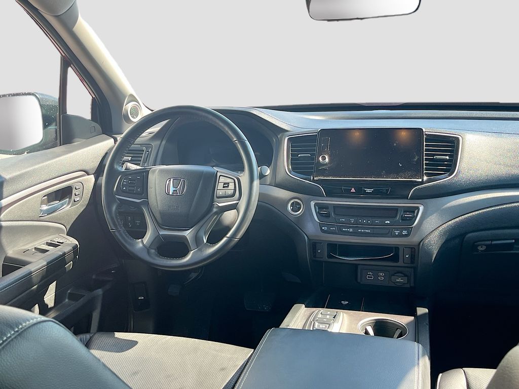 Used 2025 Red Honda RTL image 23