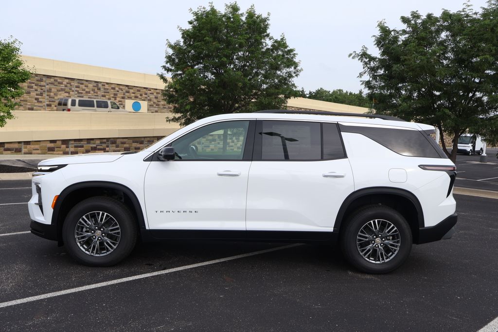 Thumbnail: 2026 Chevrolet Traverse - 12