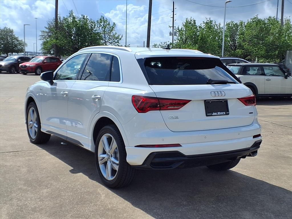 2019 Audi Q3 2.0T Premium - 1