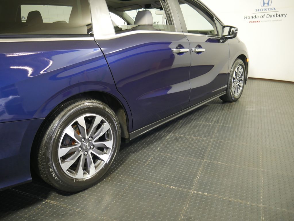 Thumbnail: 2023 Honda Odyssey - 4