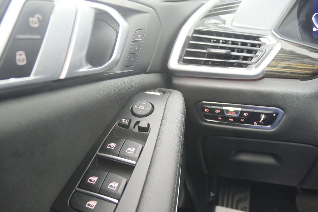 Thumbnail: 2020 BMW X5 - 18