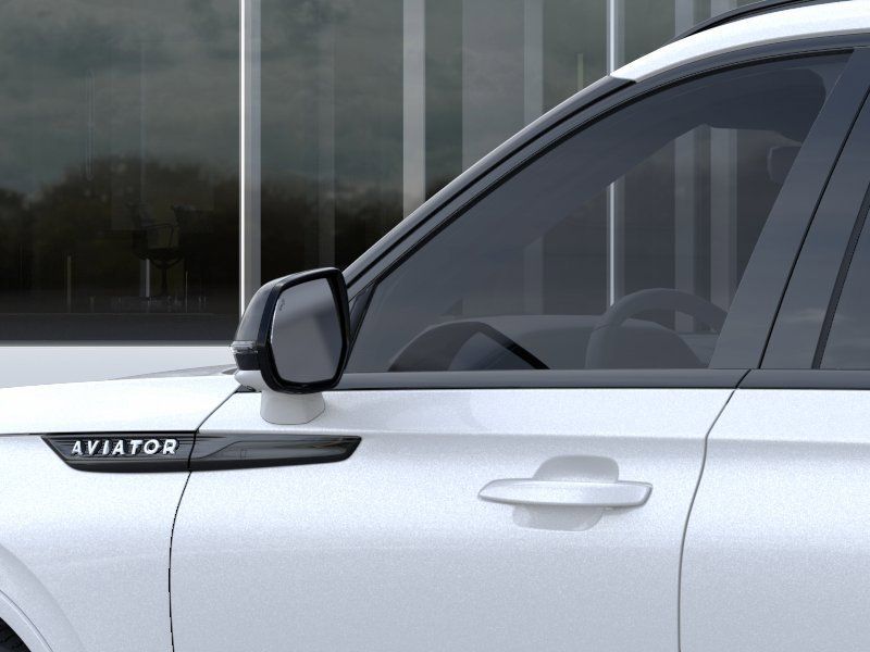 Thumbnail: 2026 Lincoln Aviator - 20