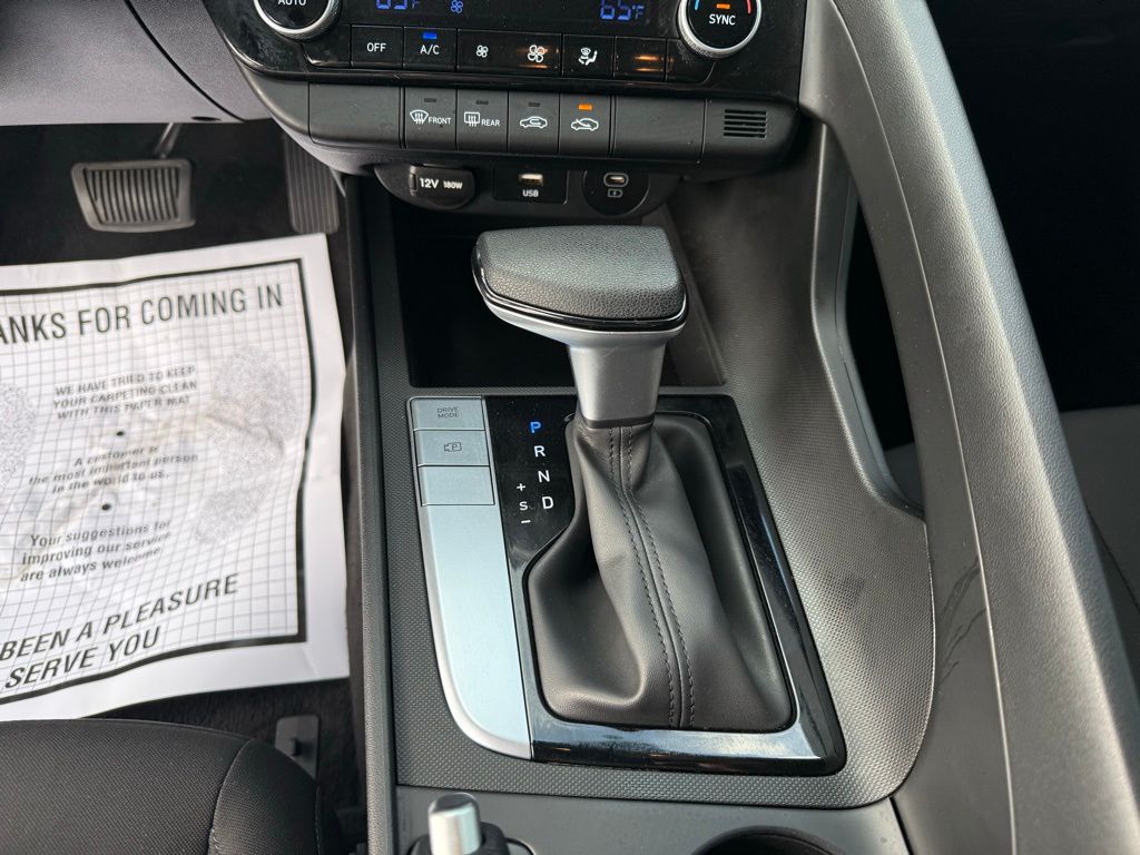 Thumbnail: 2024 Hyundai Elantra - 20