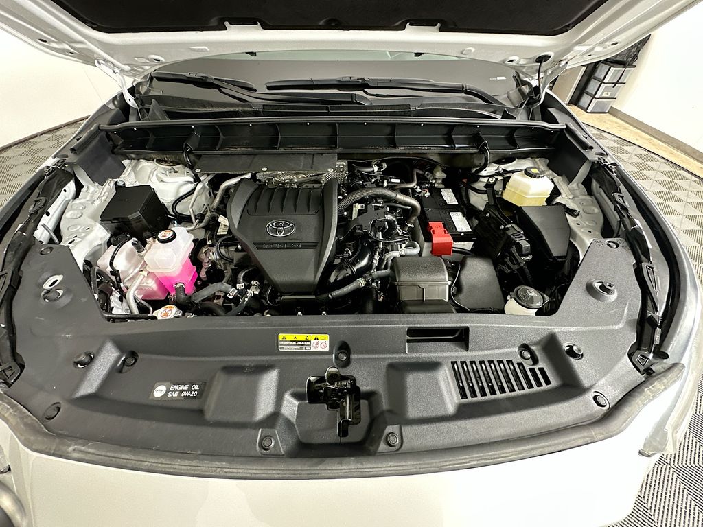 Thumbnail: 2024 Toyota Highlander - 30