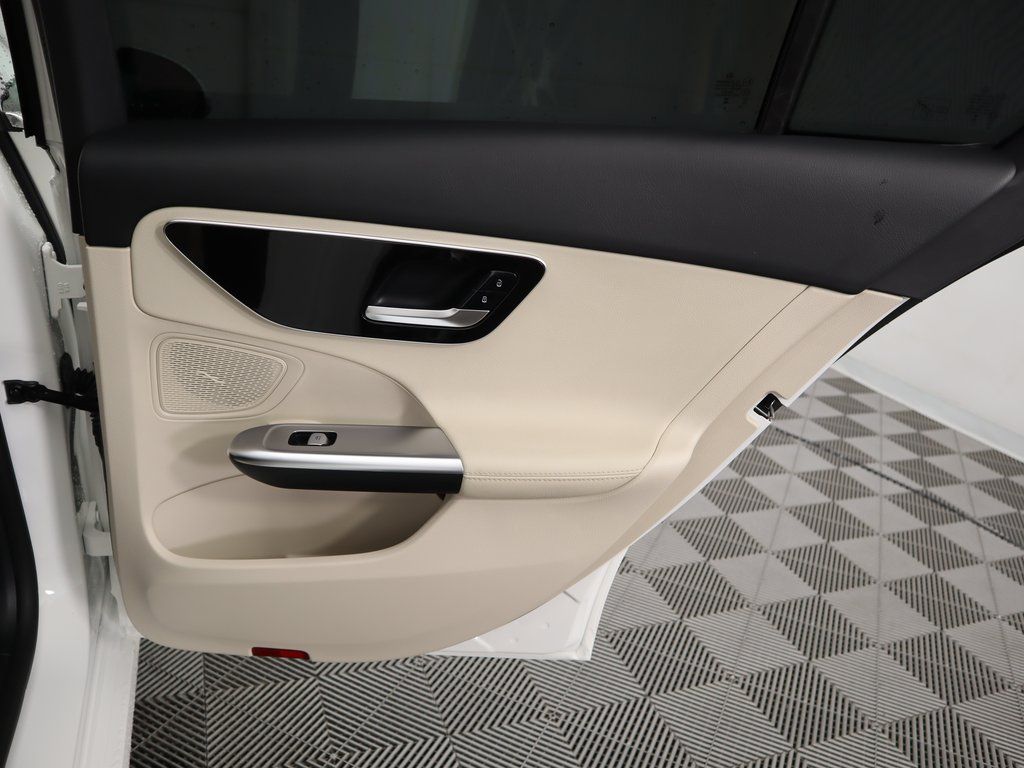 Thumbnail: 2024 Mercedes-Benz C-Class - 27