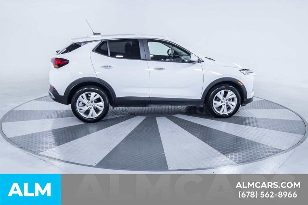Used 2025 White Buick Preferred image 11