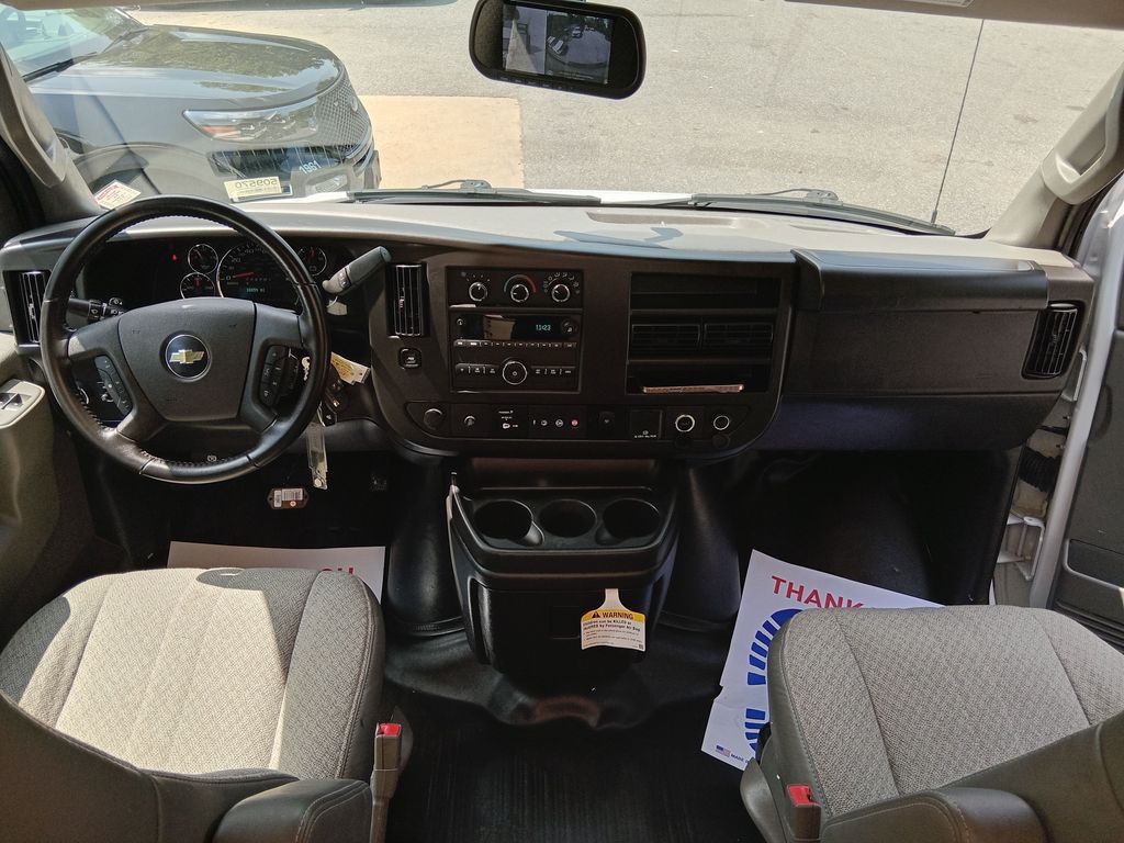 2023 Chevrolet Express Cutaway Work Van