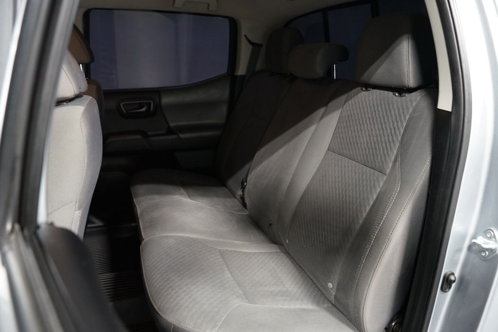 Thumbnail: 2022 Toyota Tacoma - 25