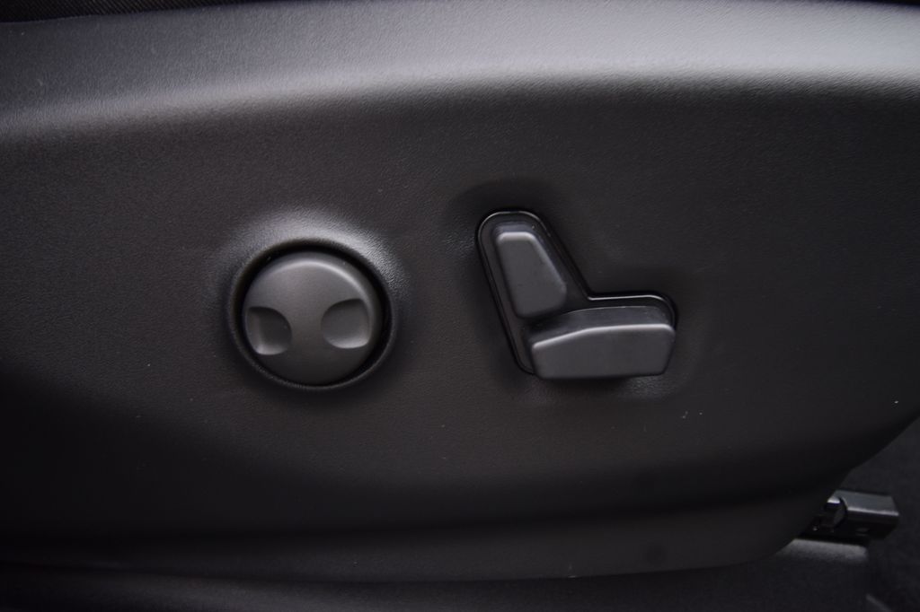 new 2026 Chrysler Pacifica car, priced at $48,714