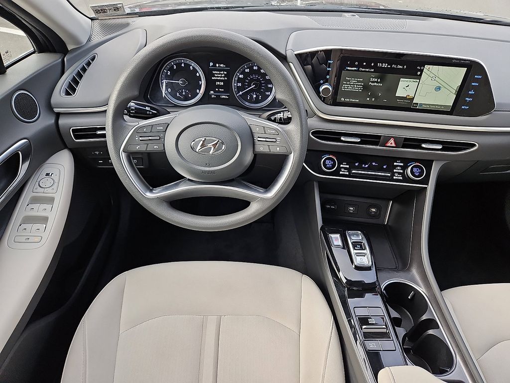 Thumbnail: 2023 Hyundai Sonata - 11