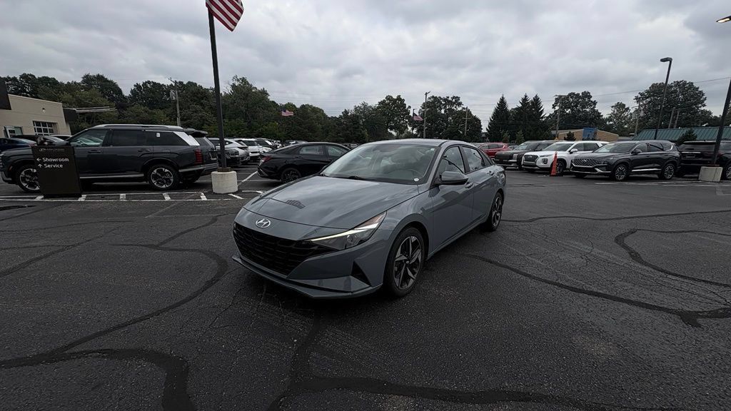 2023 Hyundai Elantra SEL