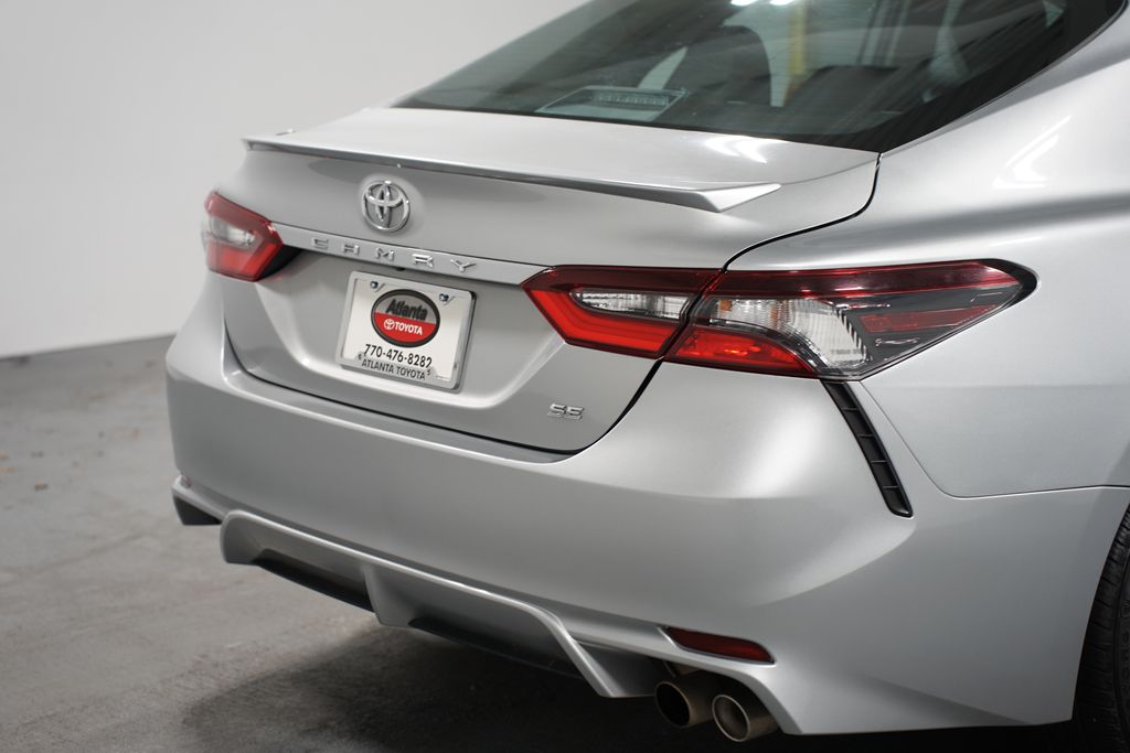 2021 Toyota Camry SE 9