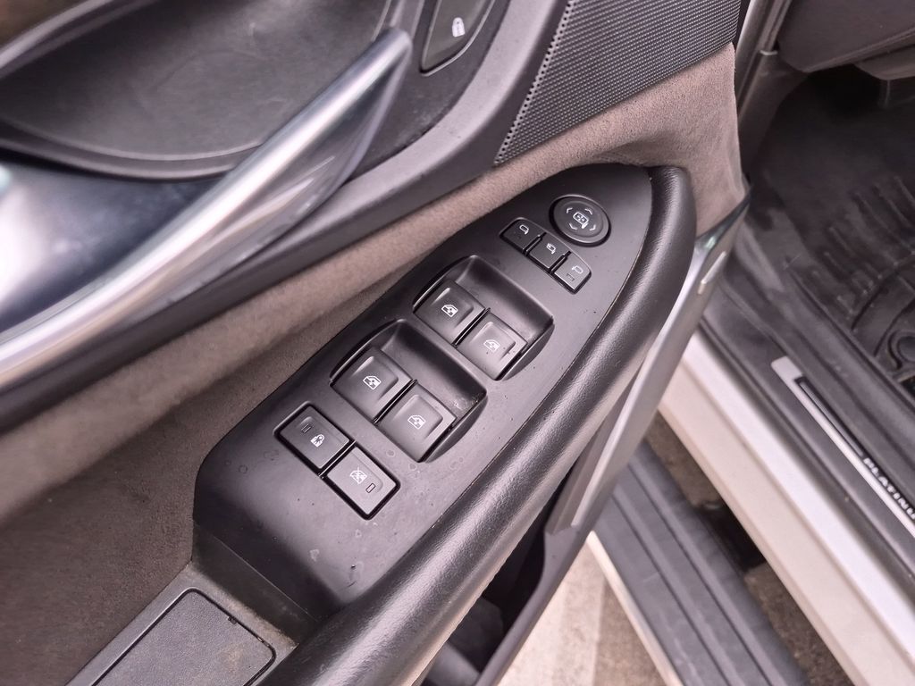 Used Car 2018 Cadillac Escalade  Platinum Edition For Sale Under $30,000 In Austin, Texas