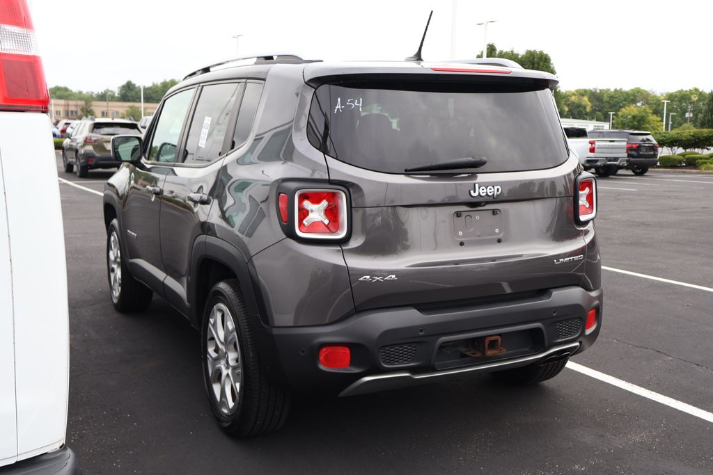 Thumbnail: 2016 Jeep Renegade - 11