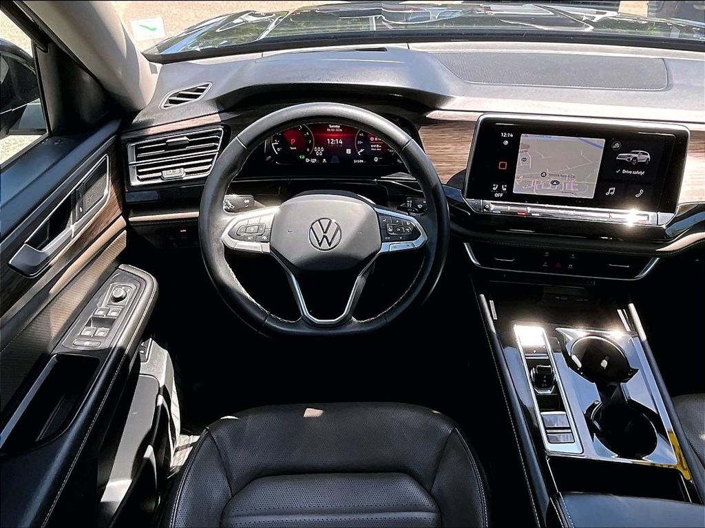 2024 Volkswagen Atlas — photo 18
