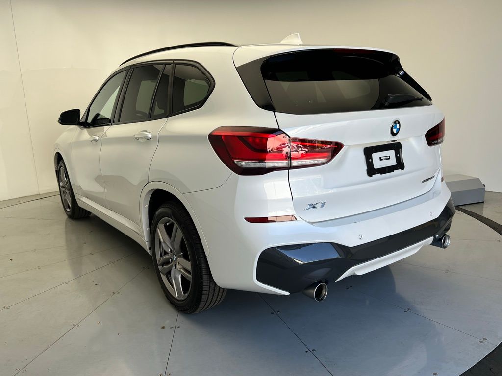 2022 BMW X1 sDrive28i 4