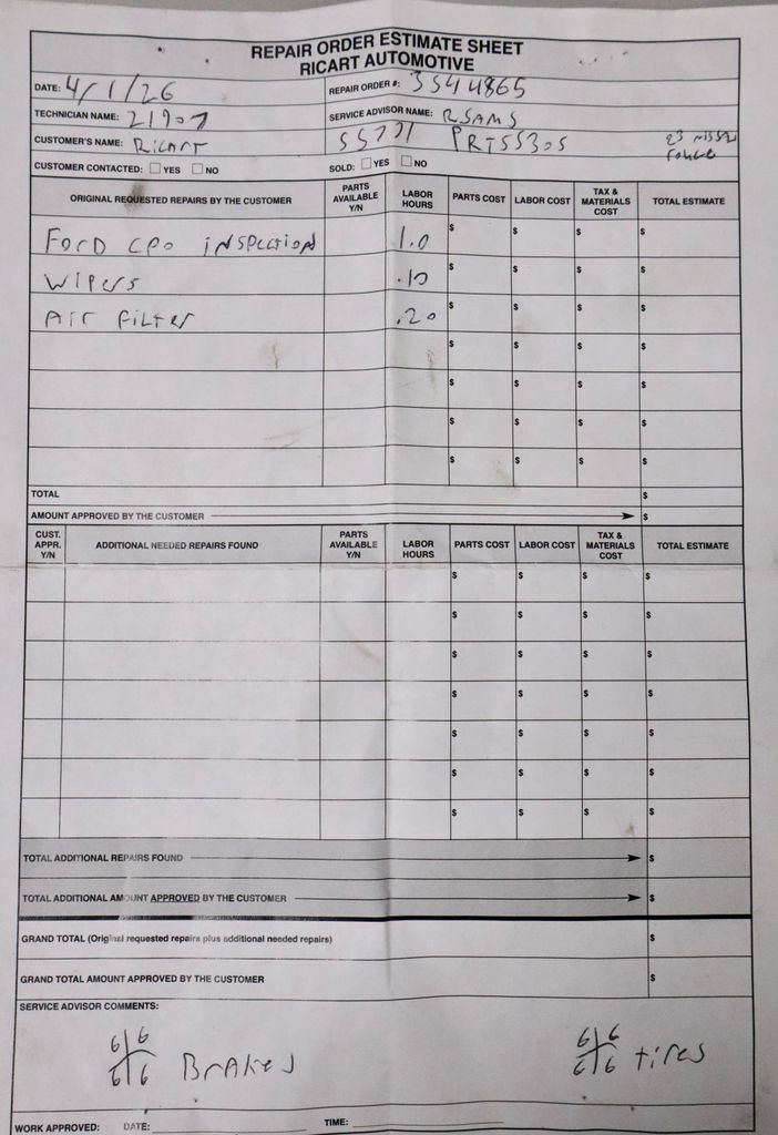 View vehicle photo 4