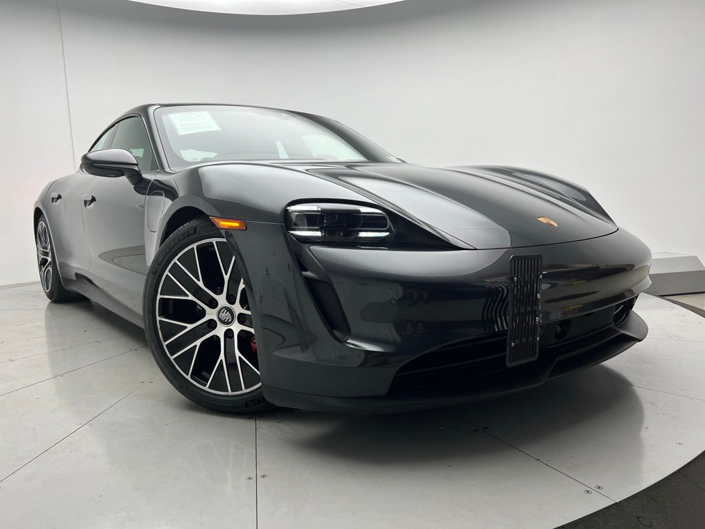 Thumbnail: 2020 Porsche Taycan - 23