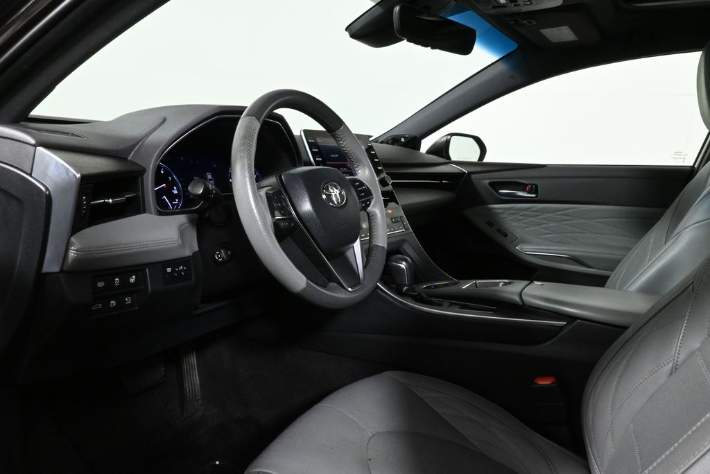 2019 Toyota Avalon Limited 15