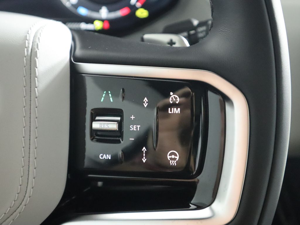 Thumbnail: 2026 Land Rover Range Rover Sport - 12